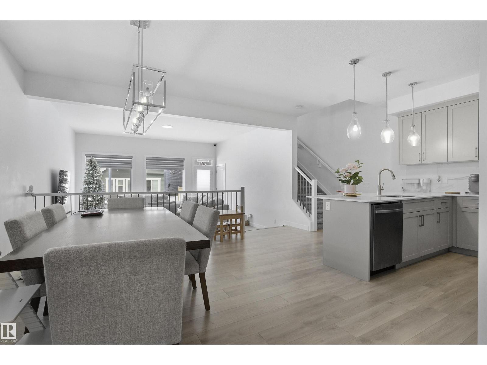 3888 Chrustawka Pl SW, Edmonton, Alberta  T6W 5B2 - Photo 7 - E4474870