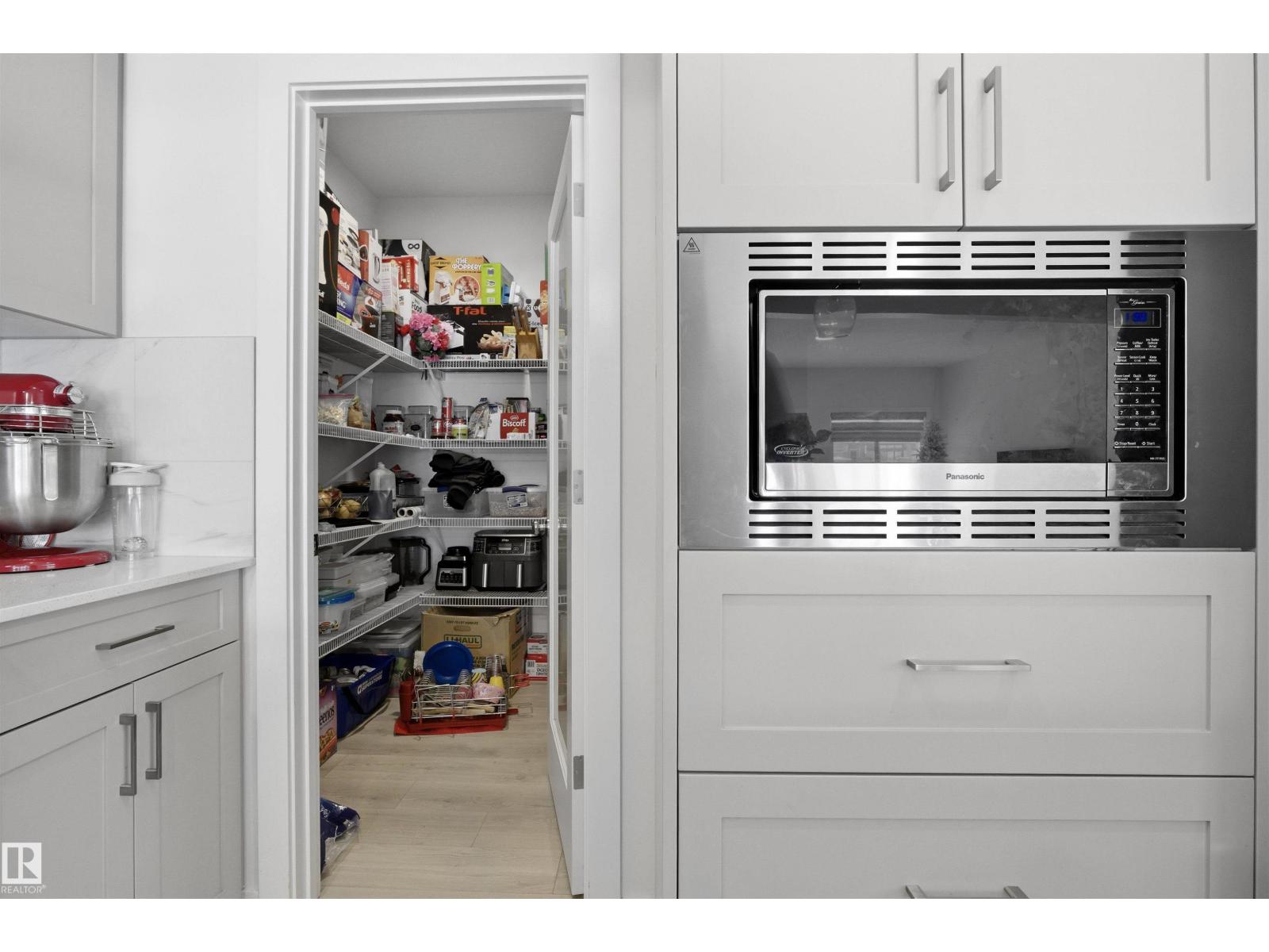 3888 Chrustawka Pl SW, Edmonton, Alberta  T6W 5B2 - Photo 17 - E4474870