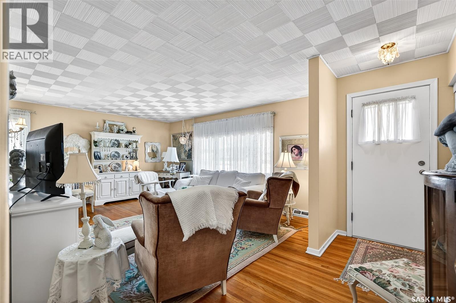 1320 Grafton Avenue, Moose Jaw, Saskatchewan  S6H 3S8 - Photo 11 - SK033830