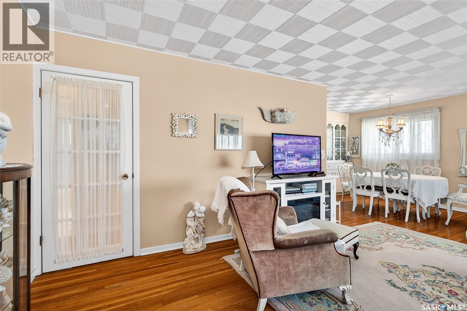 1320 Grafton Avenue, Moose Jaw, Saskatchewan  S6H 3S8 - Photo 13 - SK033830