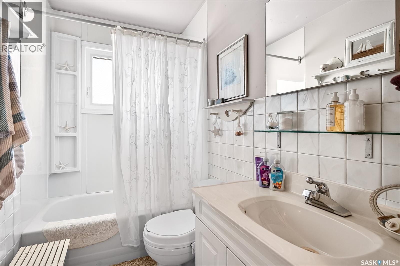 1320 Grafton Avenue, Moose Jaw, Saskatchewan  S6H 3S8 - Photo 35 - SK033830