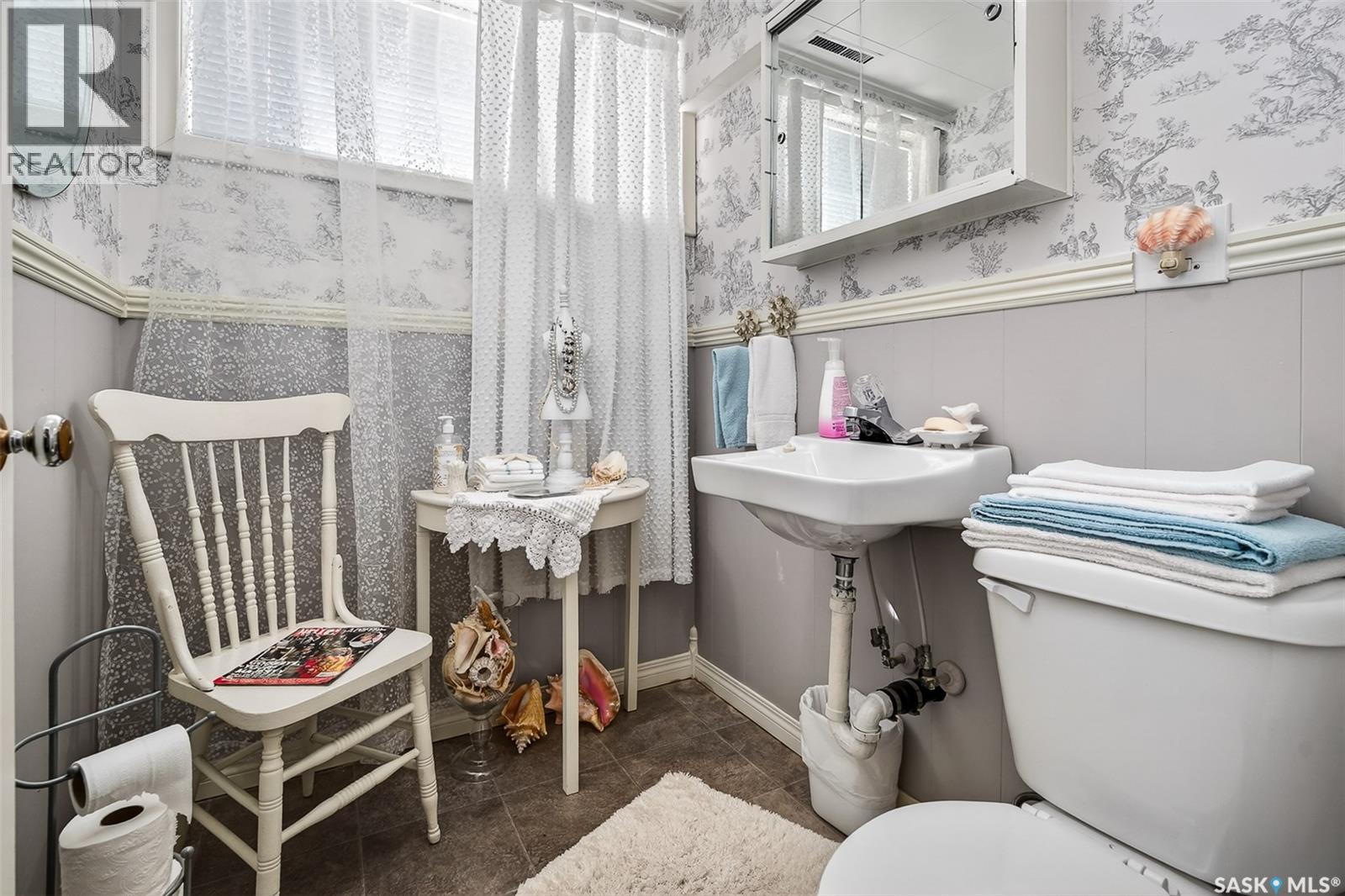 1320 Grafton Avenue, Moose Jaw, Saskatchewan  S6H 3S8 - Photo 42 - SK033830