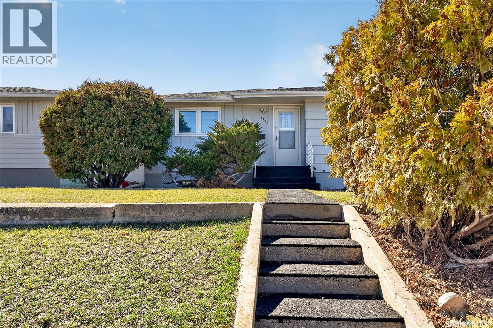 1320 Grafton Avenue, Moose Jaw, Saskatchewan  S6H 3S8 - Photo 76 - SK033830