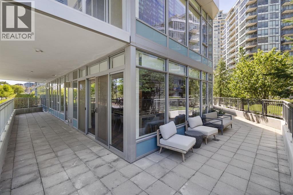 102, 88 Waterfront Mews SW, Calgary, Alberta  T2P 1K7 - Photo 35 - A2251109