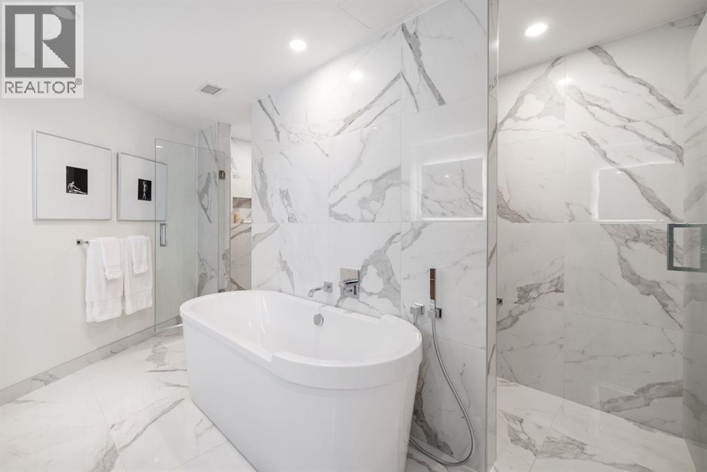 102, 88 Waterfront Mews SW, Calgary, Alberta  T2P 1K7 - Photo 32 - A2251109