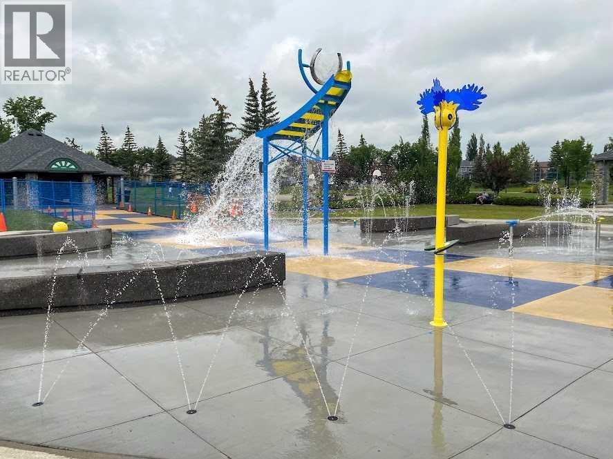 10 Somerglen Crescent Sw, Calgary, Alberta  T2Y 3L6 - Photo 47 - A2302628