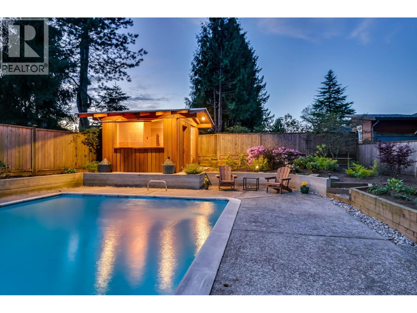 308 Mount Royal Drive, Port Moody, British Columbia  V3H 1R1 - Photo 15 - R3115122