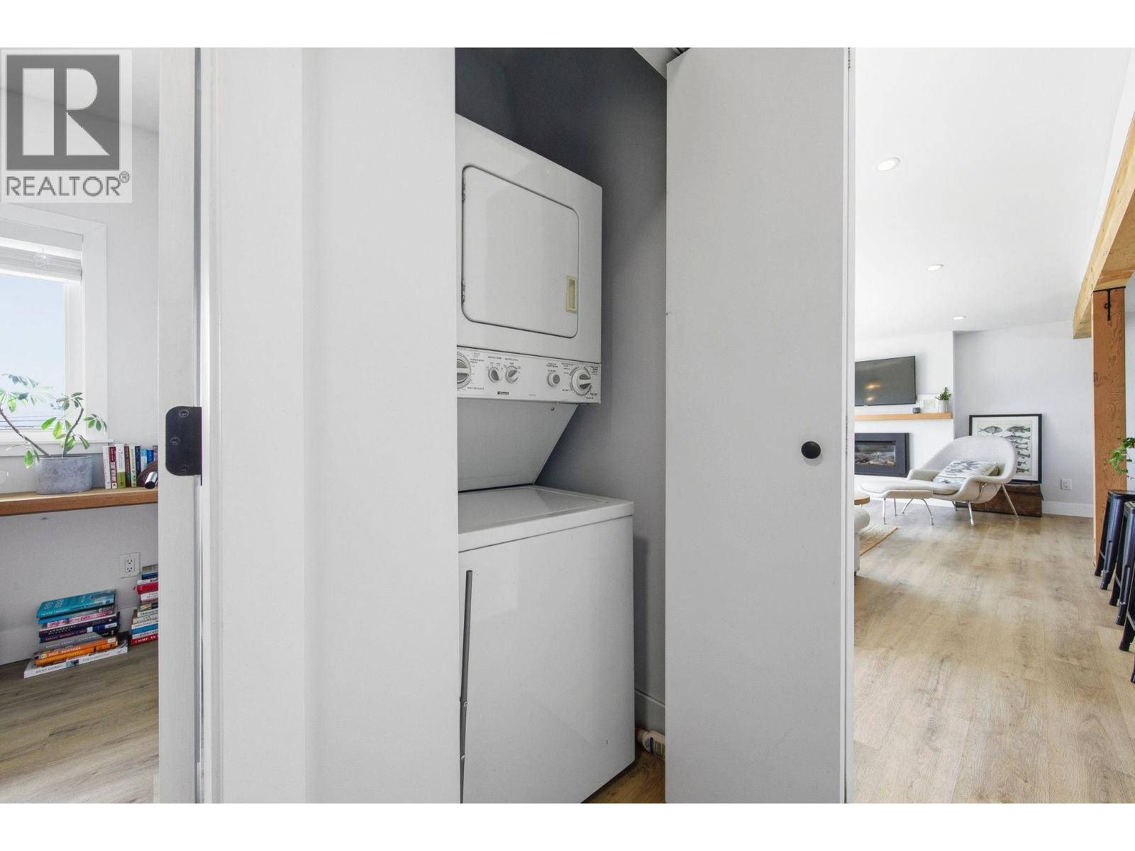 308 Mount Royal Drive, Port Moody, British Columbia  V3H 1R1 - Photo 35 - R3115122