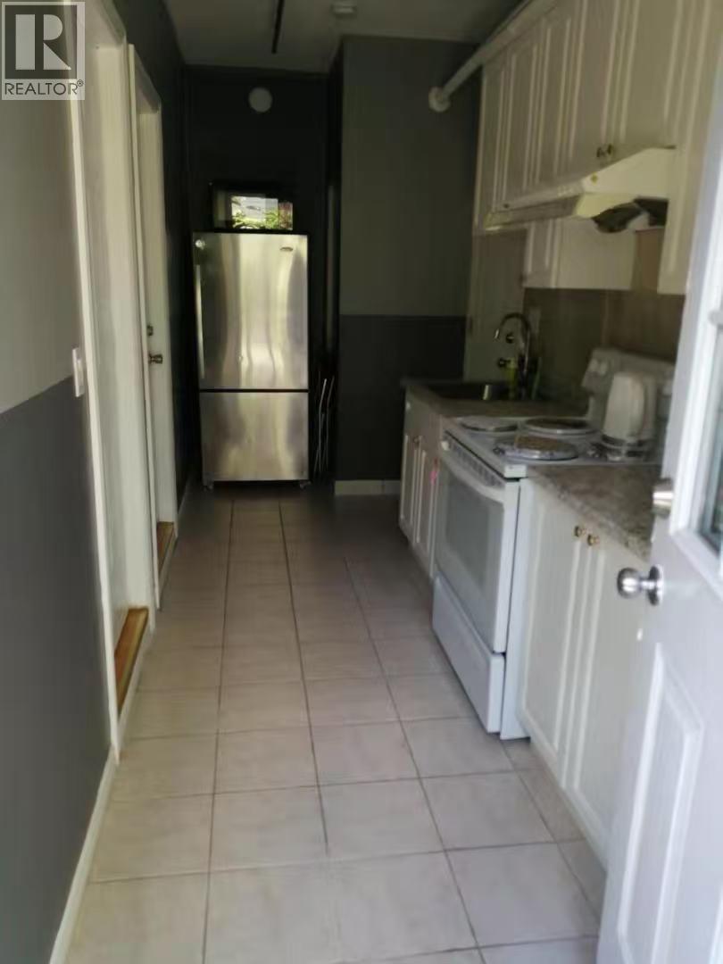 Ground Level 48xx Rumble Street, Burnaby, British Columbia  V5J 2A9 - Photo 2 - R3112886