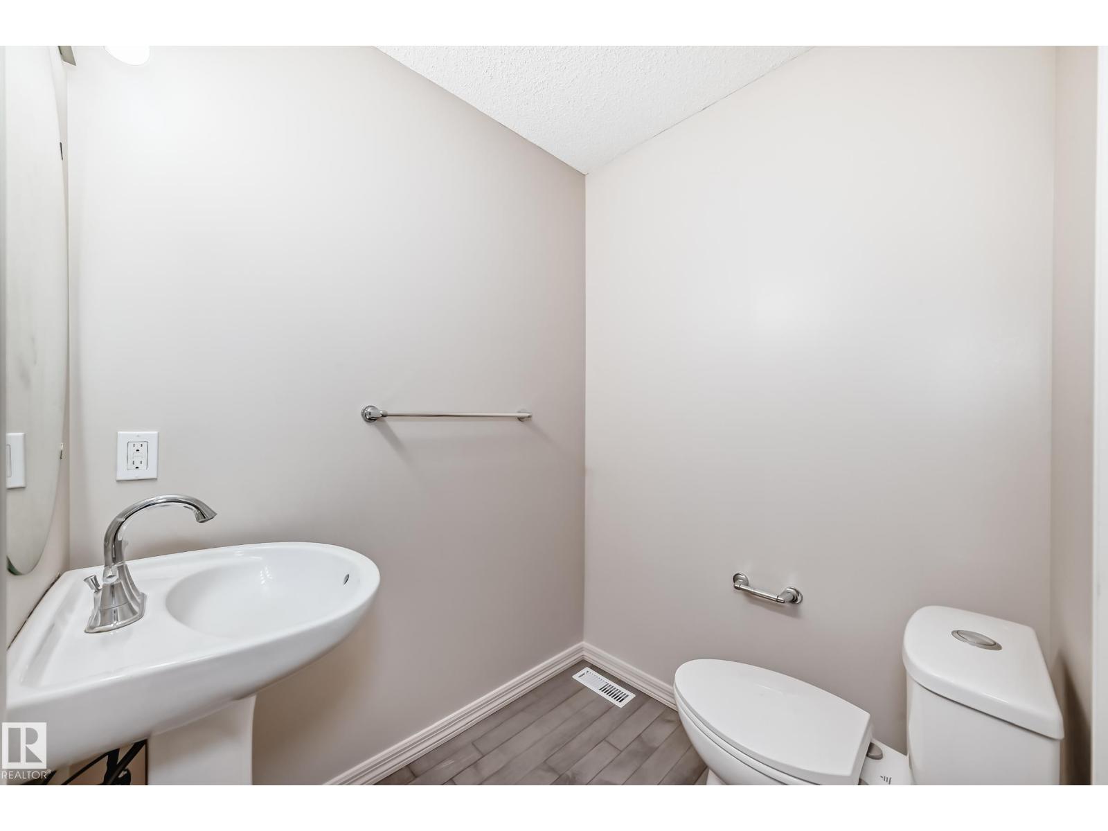 1285 Cunningham Dr SW, Edmonton, Alberta  T6W 0R7 - Photo 8 - E4473850