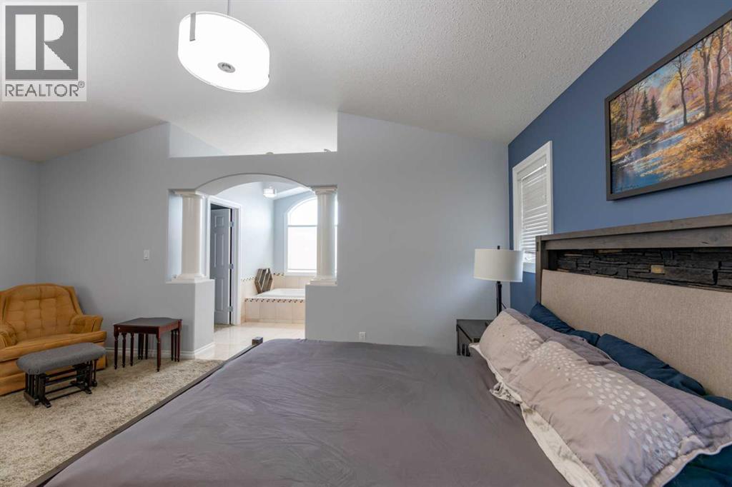 165 Muldoon Crescent, Hinton, Alberta  T7V 0A1 - Photo 15 - A2304454