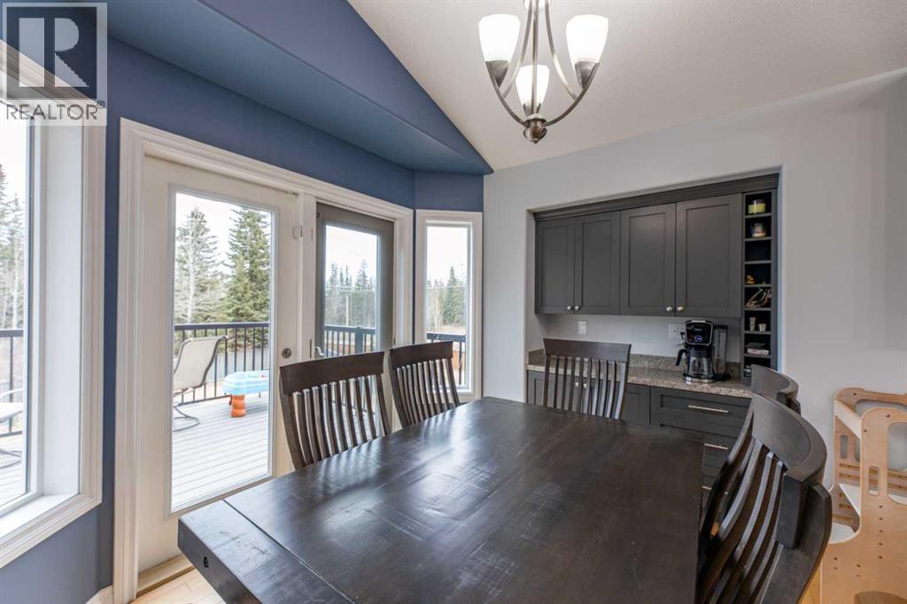 165 Muldoon Crescent, Hinton, Alberta  T7V 0A1 - Photo 11 - A2304454