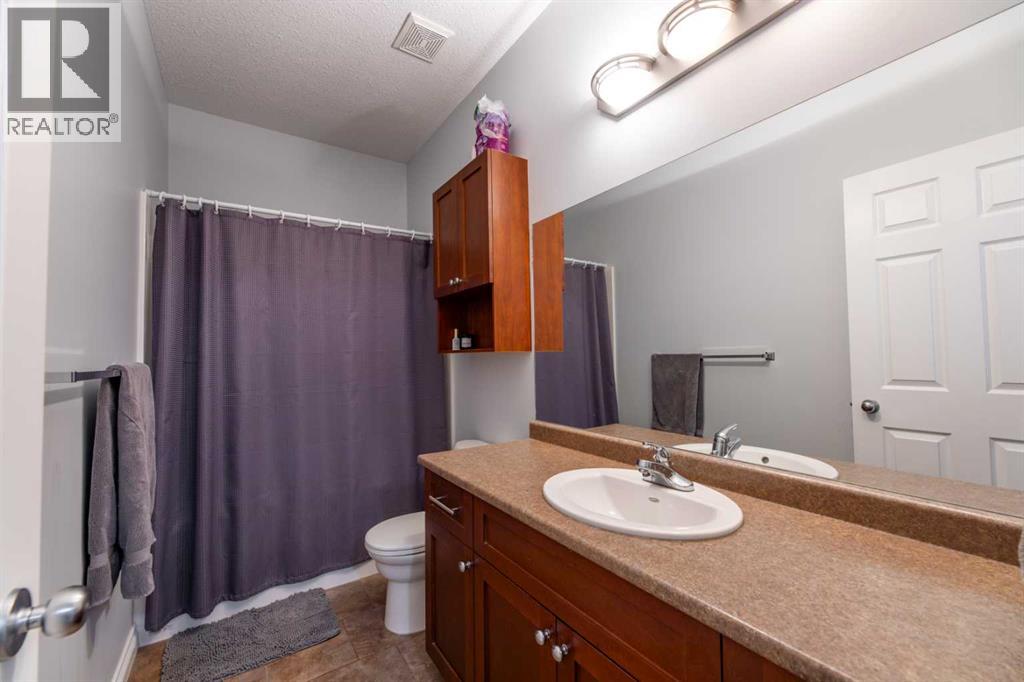 165 Muldoon Crescent, Hinton, Alberta  T7V 0A1 - Photo 32 - A2304454