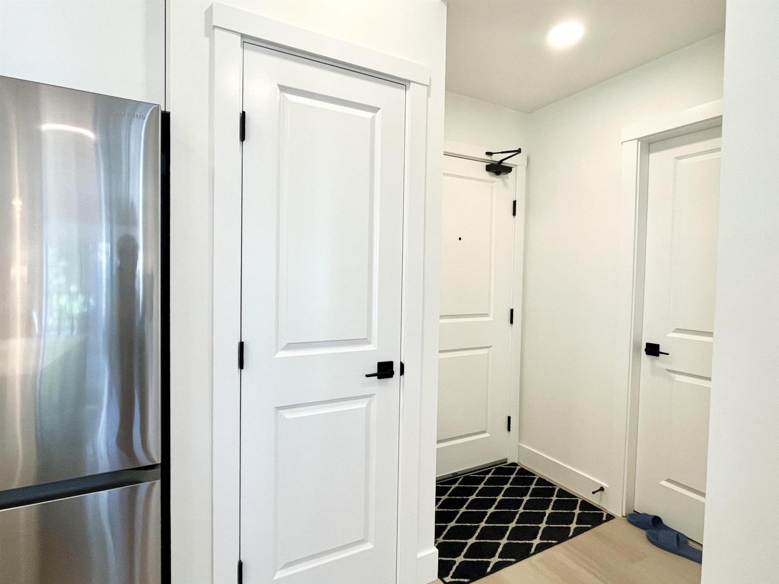 416 3528 146a Street, Surrey, British Columbia  V4P 0H4 - Photo 4 - R3115216