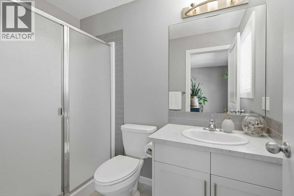 27 Heritage Vista, Cochrane, Alberta  T4C 2N7 - Photo 21 - A2281638