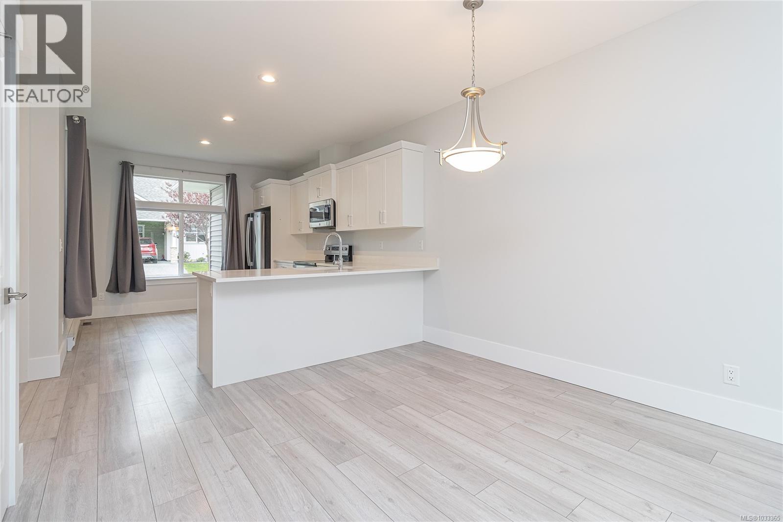 33 300 Grosskleg Way, Lake Cowichan, British Columbia  V0R 2G1 - Photo 11 - 1033365