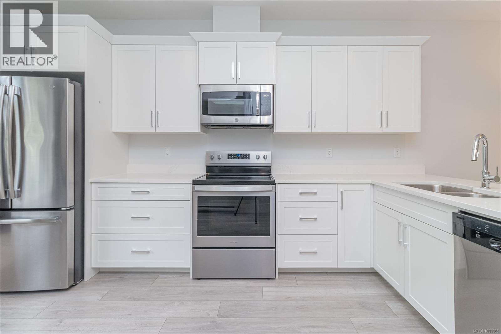 33 300 Grosskleg Way, Lake Cowichan, British Columbia  V0R 2G1 - Photo 16 - 1033365