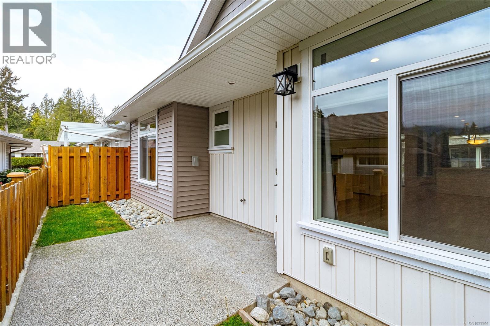 33 300 Grosskleg Way, Lake Cowichan, British Columbia  V0R 2G1 - Photo 26 - 1033365