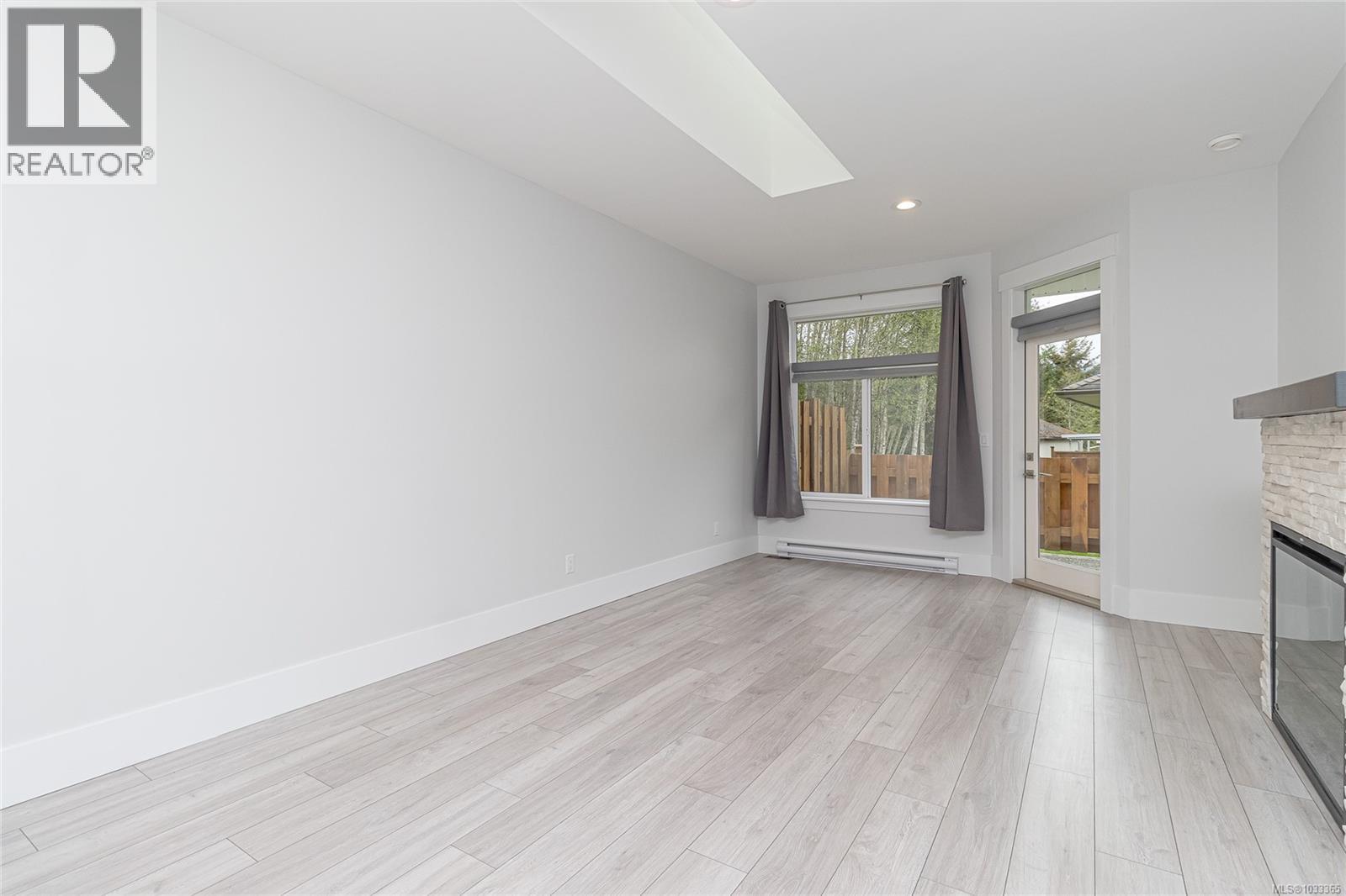 33 300 Grosskleg Way, Lake Cowichan, British Columbia  V0R 2G1 - Photo 7 - 1033365