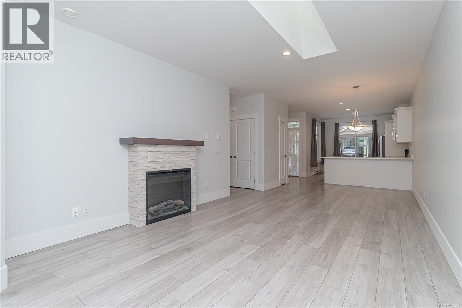 33 300 Grosskleg Way, Lake Cowichan, British Columbia  V0R 2G1 - Photo 8 - 1033365