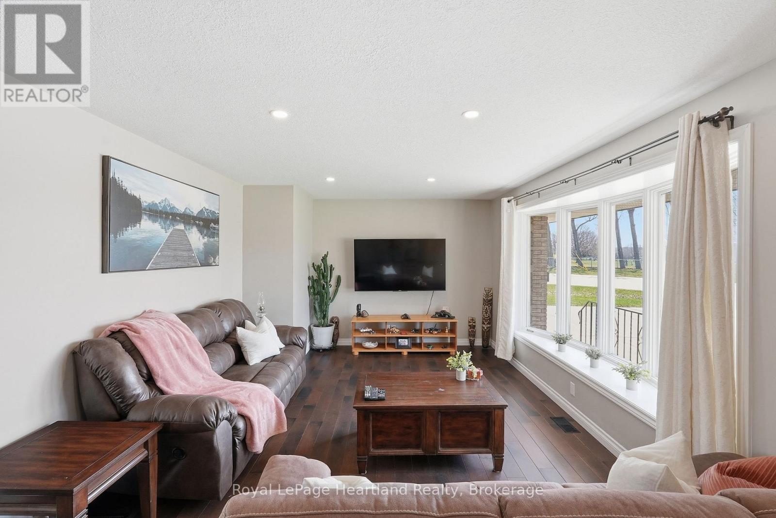 25 Vincent Street, South Bruce, Ontario  N0G 2J0 - Photo 7 - X13038682