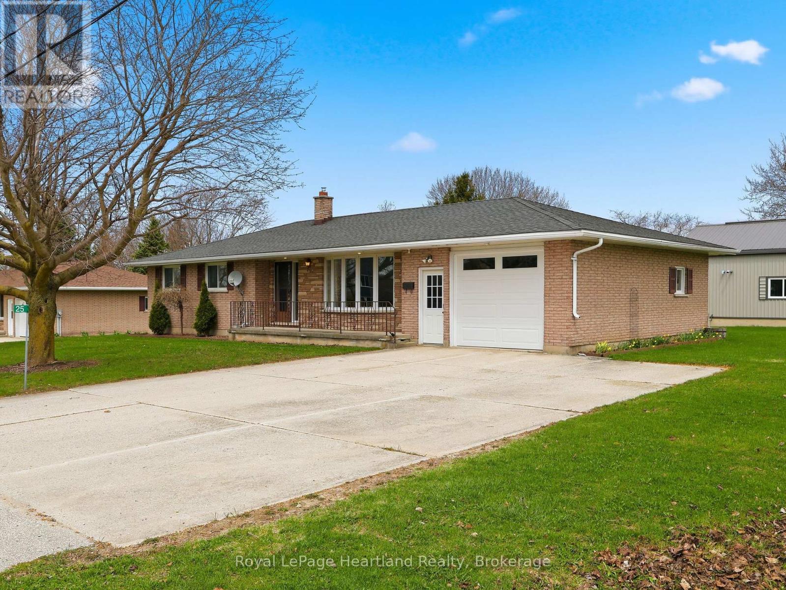 25 Vincent Street, South Bruce, Ontario  N0G 2J0 - Photo 4 - X13038682