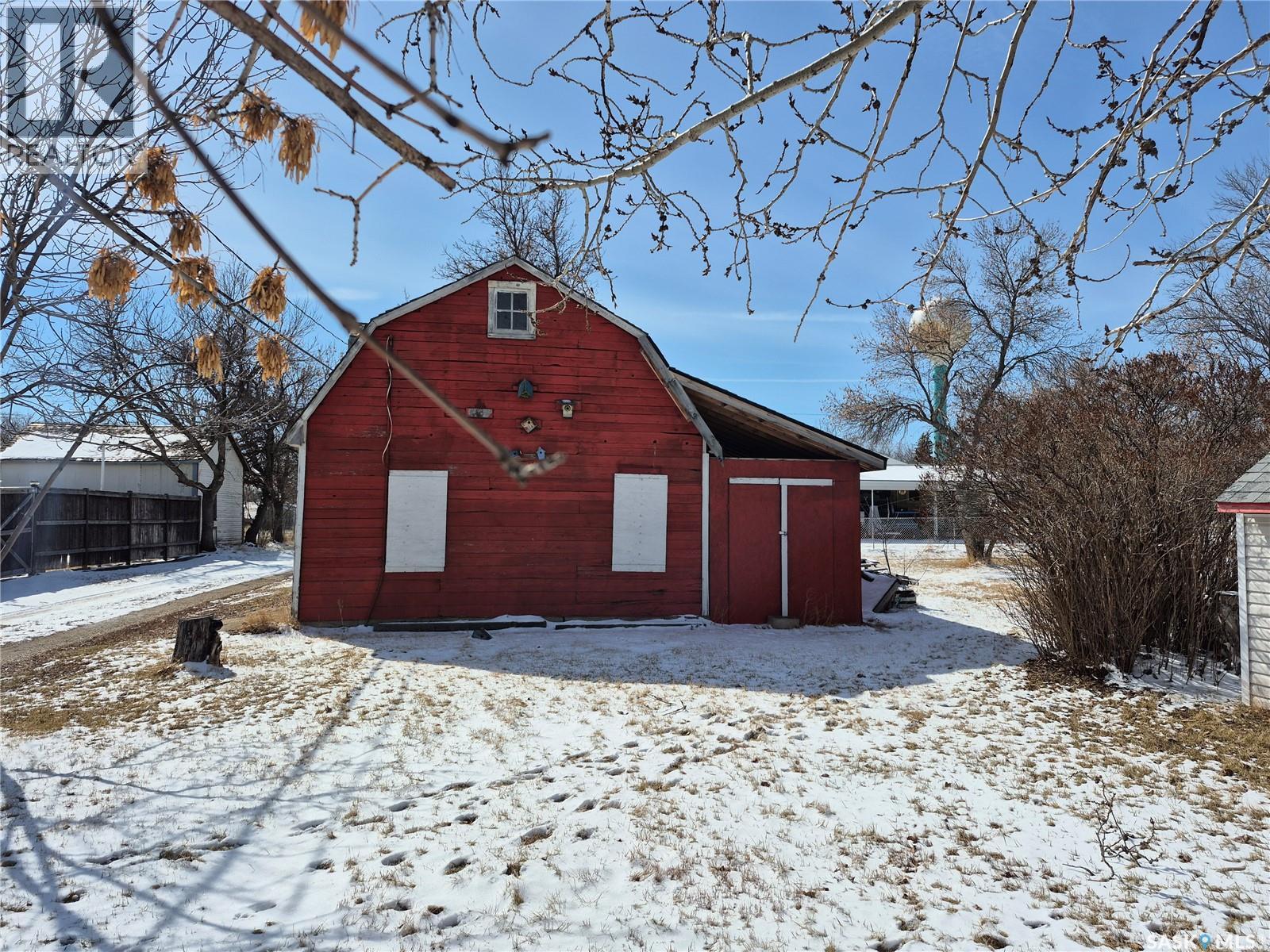 317 2nd Street W, Ponteix, Saskatchewan  S0N 1Z0 - Photo 29 - SK033844