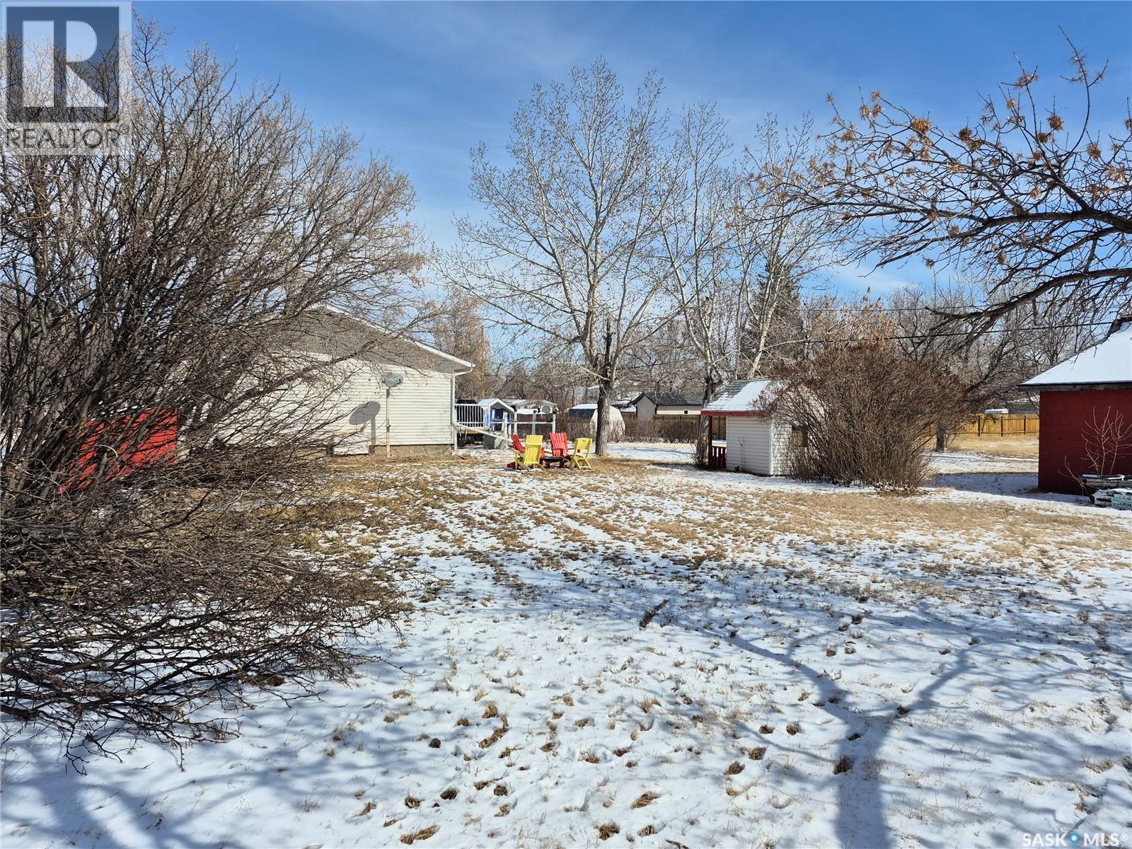 317 2nd Street W, Ponteix, Saskatchewan  S0N 1Z0 - Photo 34 - SK033844