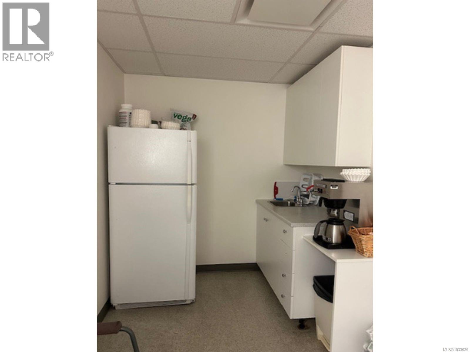 759 Vanalman Ave, Saanich, British Columbia  V8Z 3B8 - Photo 8 - 1033085