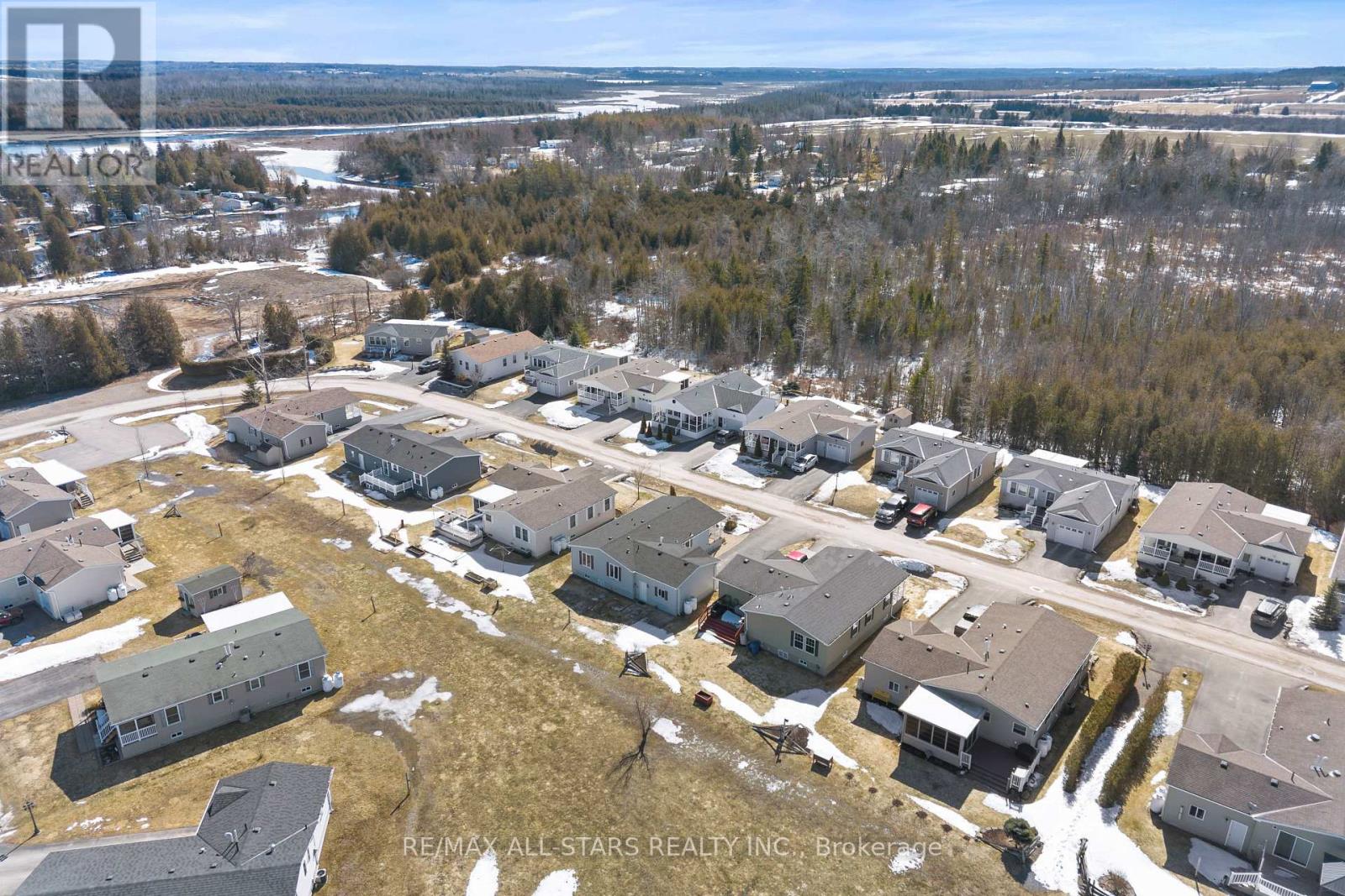 26 Creekside Circle, Kawartha Lakes, Ontario  K0M 1L0 - Photo 36 - X12931924