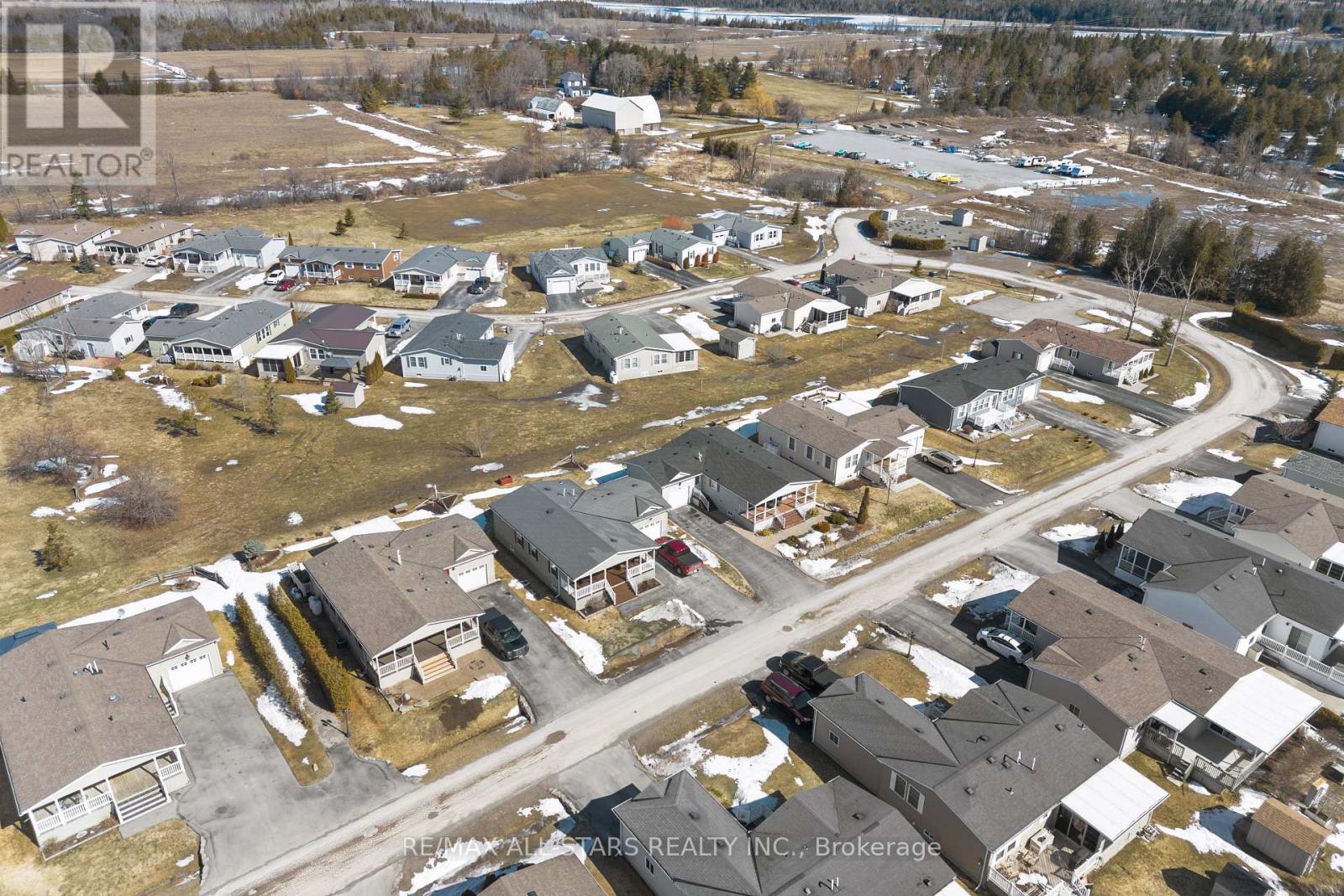 26 Creekside Circle, Kawartha Lakes, Ontario  K0M 1L0 - Photo 34 - X12931924