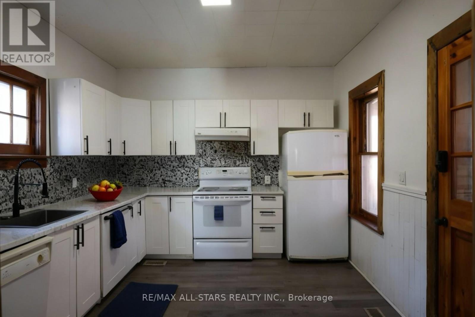 280 Lansdowne Street W, Peterborough, Ontario  K9J 1Y8 - Photo 5 - X12655688