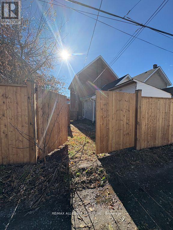 280 Lansdowne Street W, Peterborough, Ontario  K9J 1Y8 - Photo 27 - X12655688