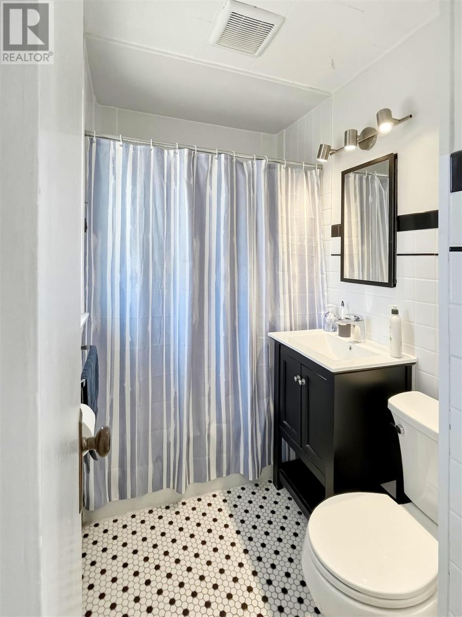 100 Brien Ave, Sault Ste. Marie, Ontario  P6B 2Y6 - Photo 9 - SM260735