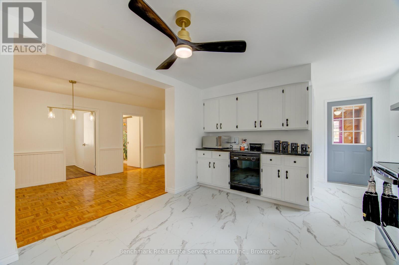 209 Water Street, Lucan Biddulph, Ontario  N0M 2J0 - Photo 11 - X13039092