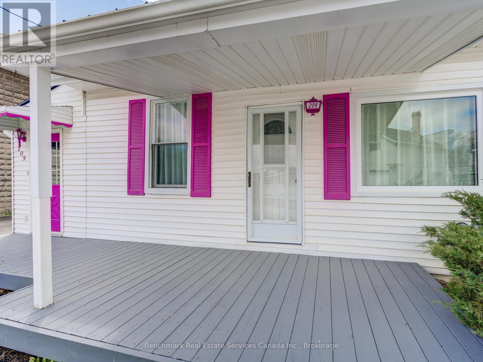 209 Water Street, Lucan Biddulph, Ontario  N0M 2J0 - Photo 45 - X13039092