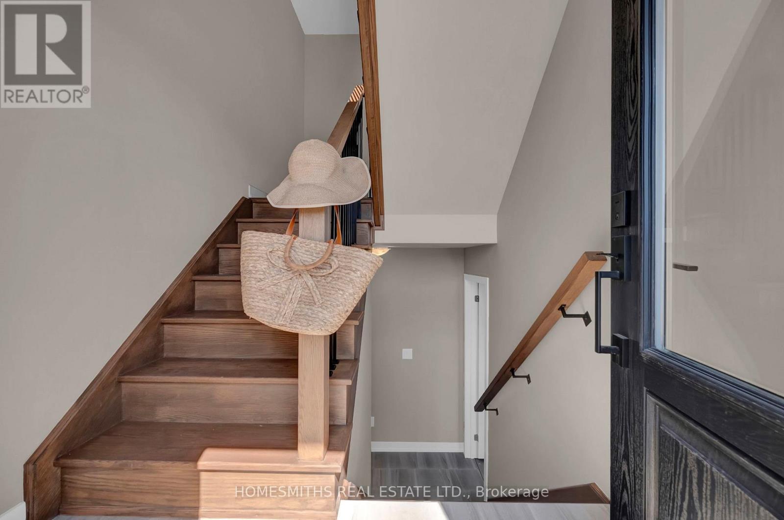 23 Addyman Crescent, Clarington, Ontario  L1B 0X1 - Photo 2 - E13039060