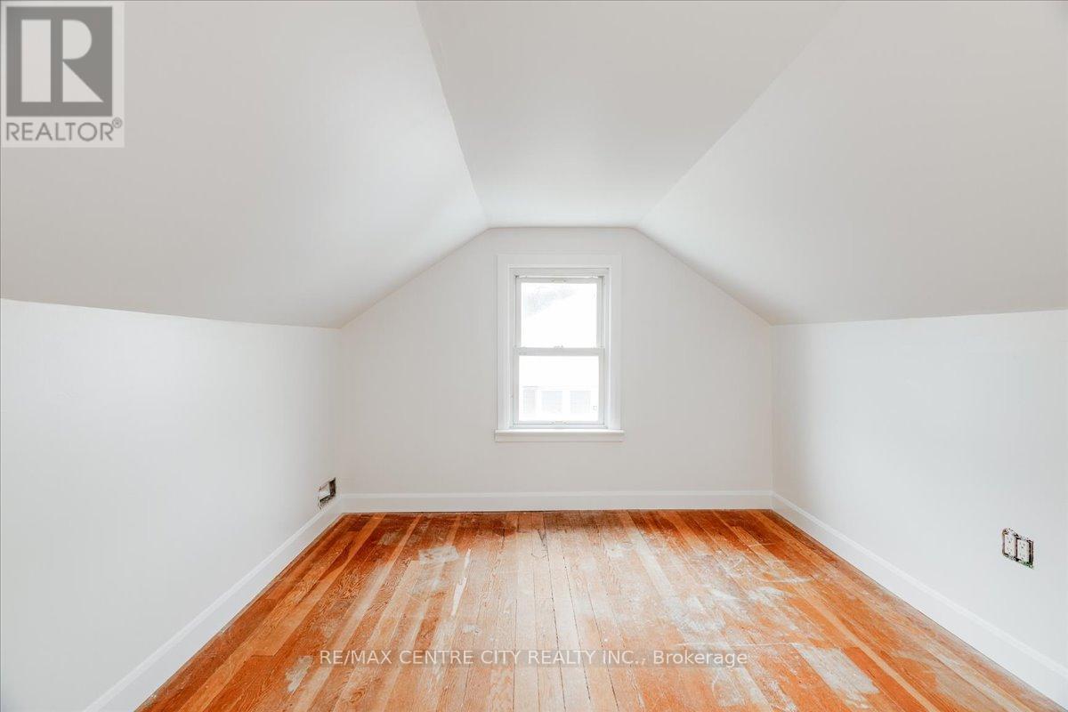 549 Victoria Street, Strathroy-Caradoc, Ontario  N7G 3C2 - Photo 19 - X13010778