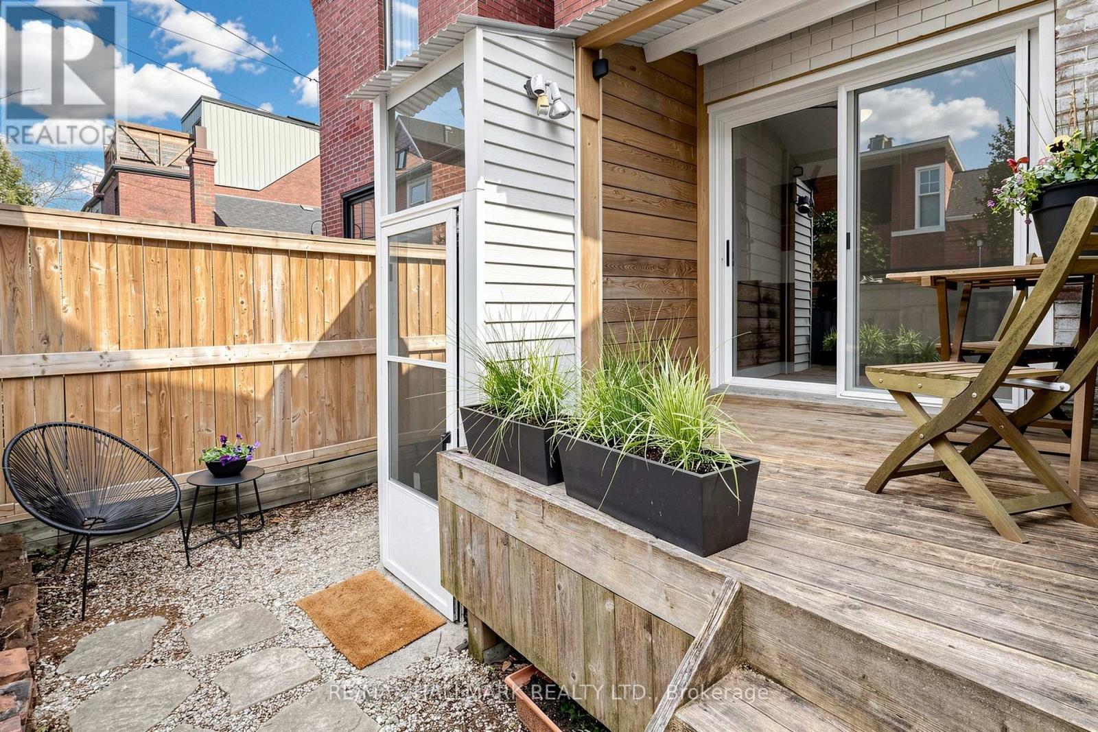 80 Manning Avenue, Toronto, Ontario  M6J 2K5 - Photo 21 - C13032160