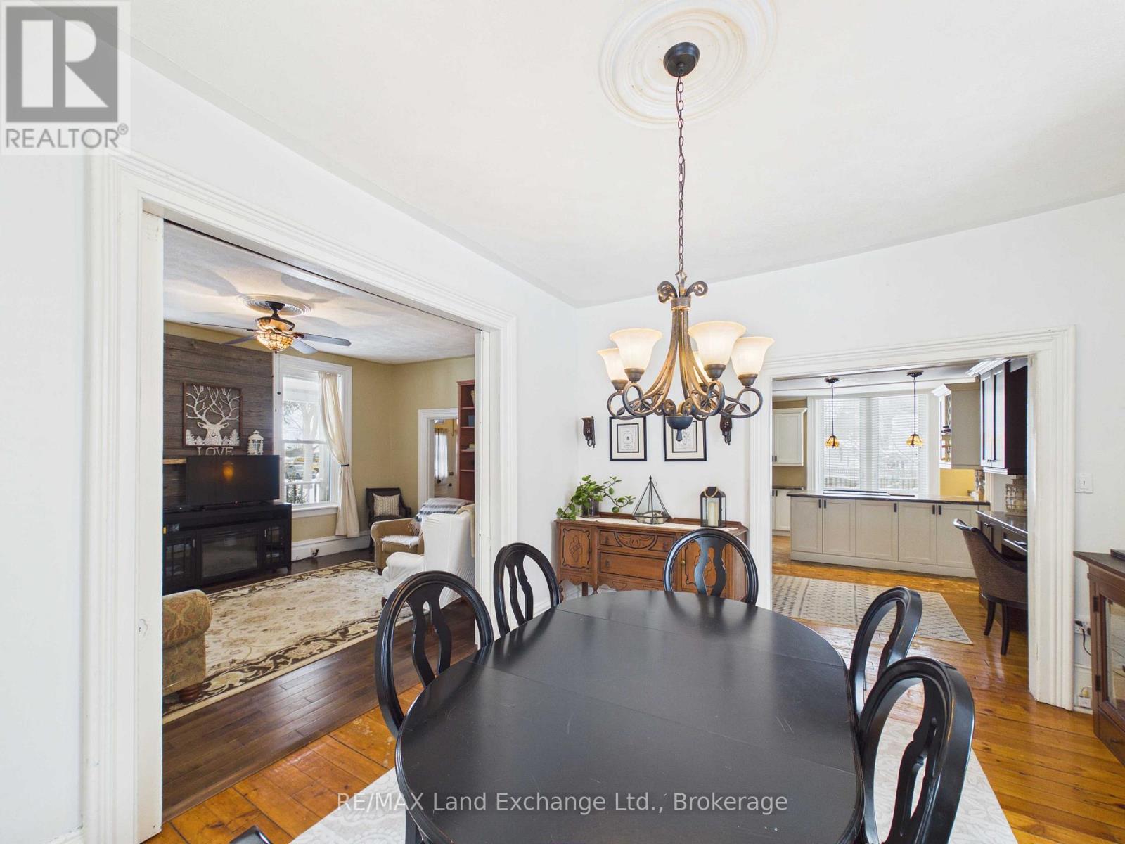 20 Queen Street, Huron-Kinloss, Ontario  N0G 2R0 - Photo 14 - X13039106