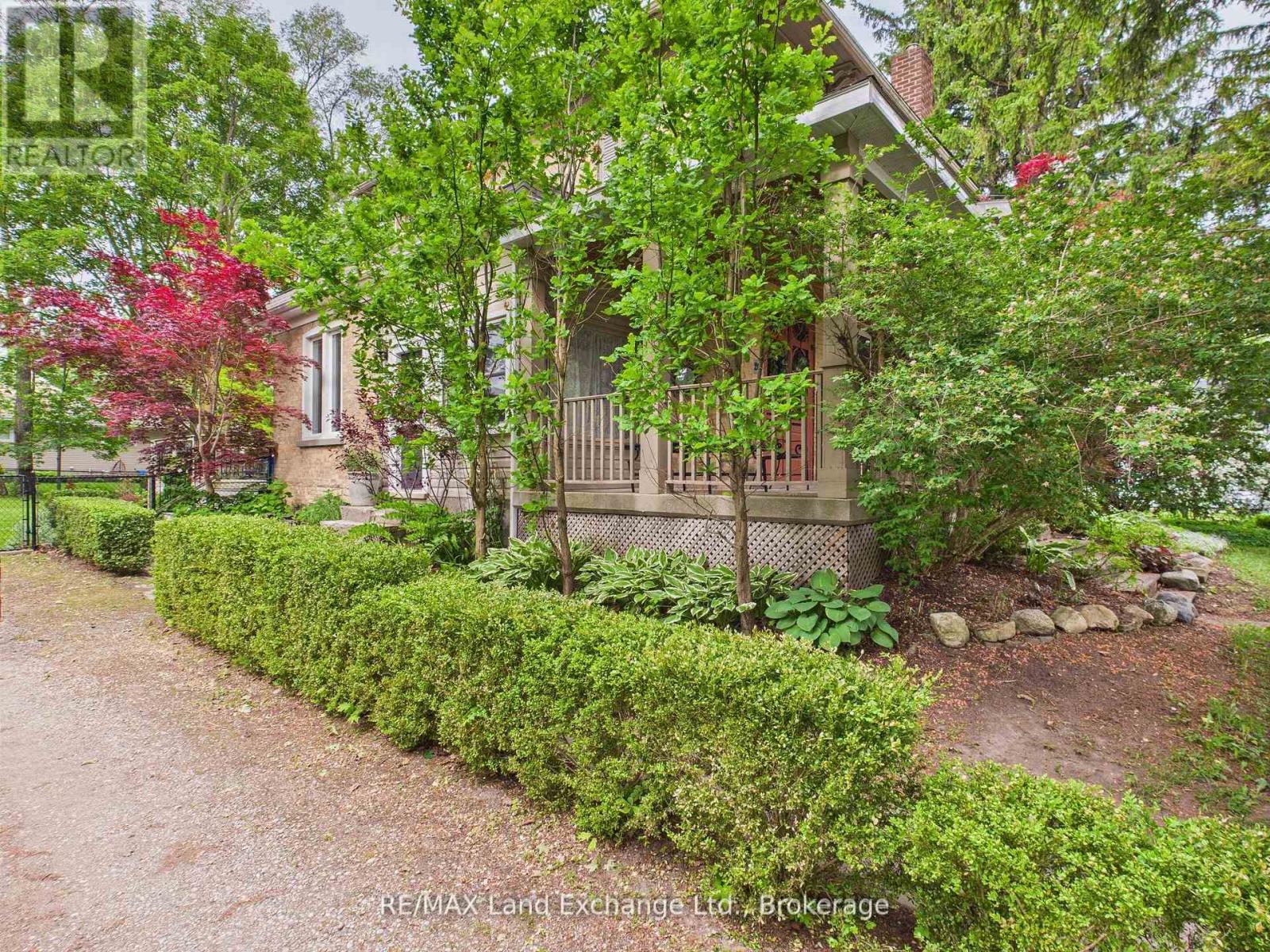 20 Queen Street, Huron-Kinloss, Ontario  N0G 2R0 - Photo 5 - X13039106