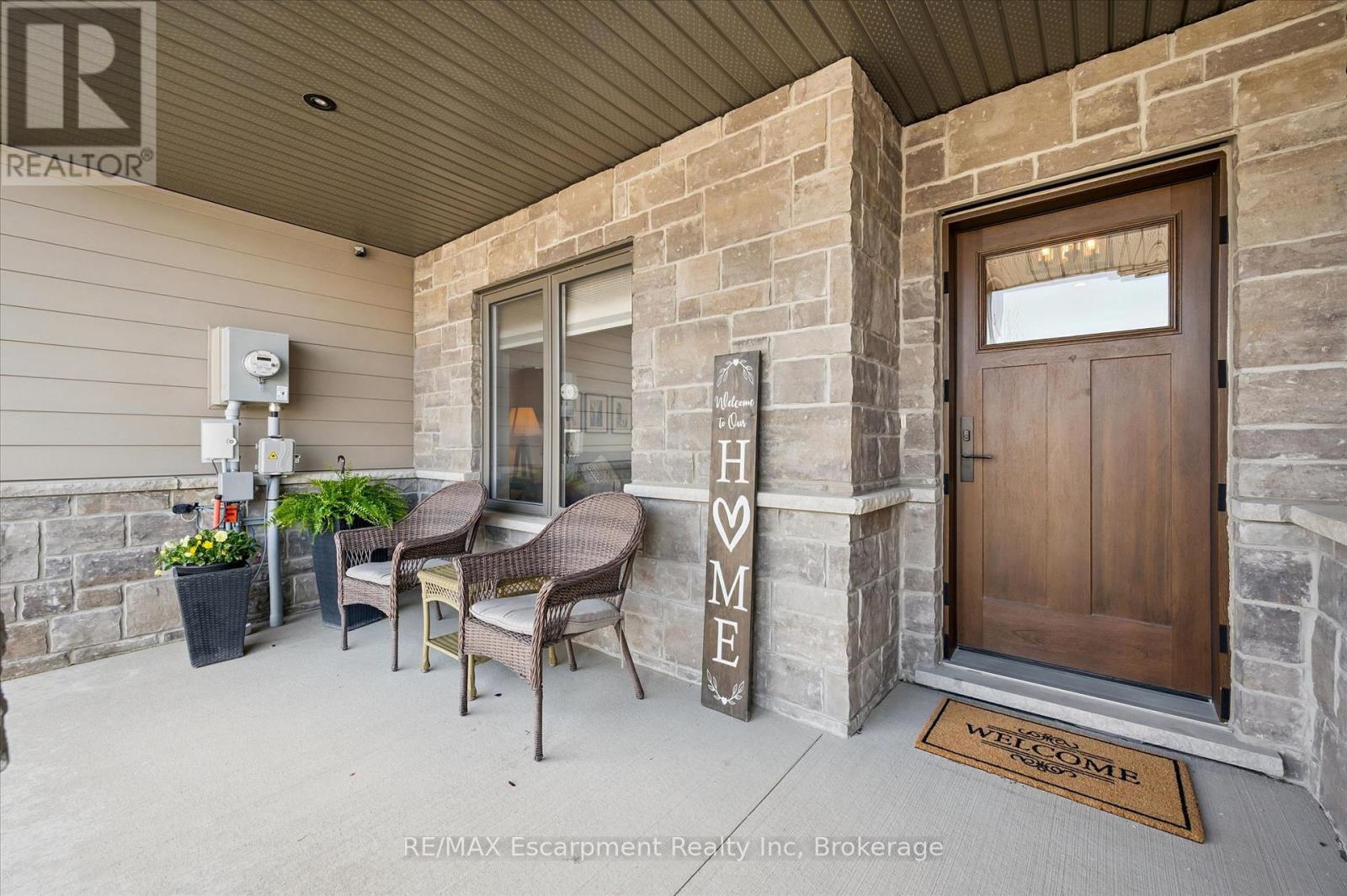 174 Hooper Street, St. Marys, Ontario  N4X 0C1 - Photo 2 - X13039138