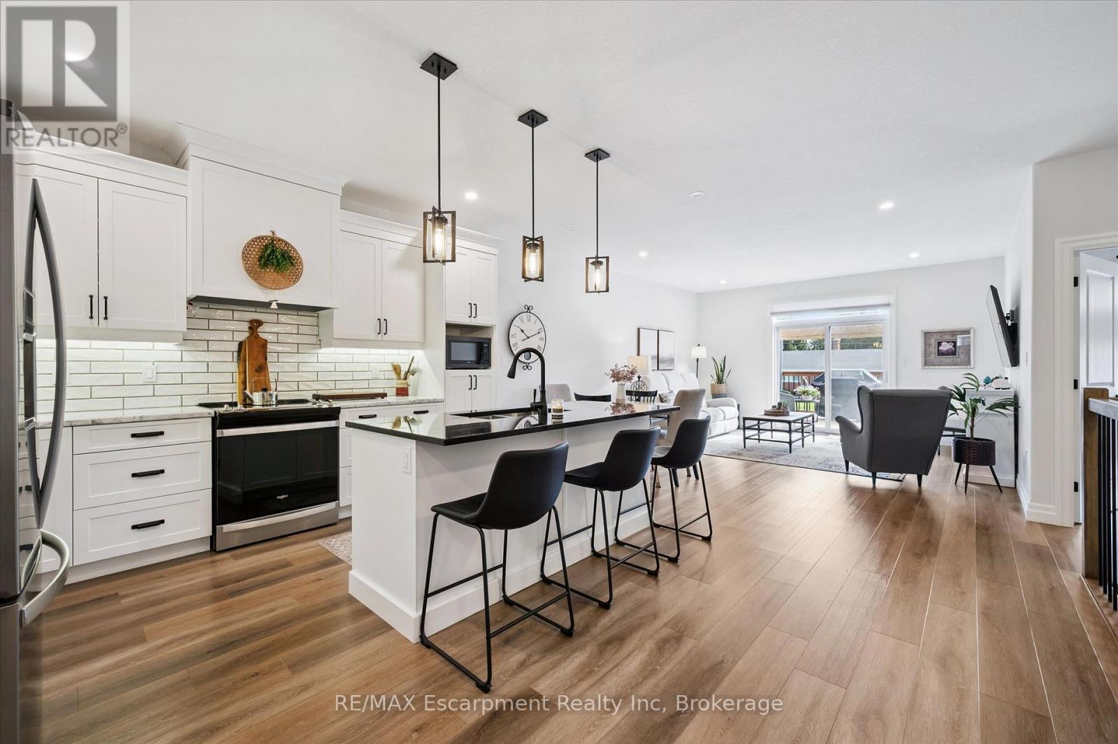 174 Hooper Street, St. Marys, Ontario  N4X 0C1 - Photo 5 - X13039138