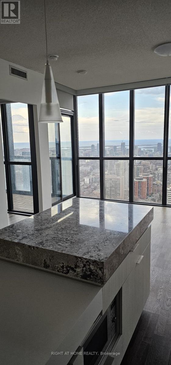 4503 - 101 Charles Street E, Toronto, Ontario  M4Y 0A9 - Photo 3 - C12804162