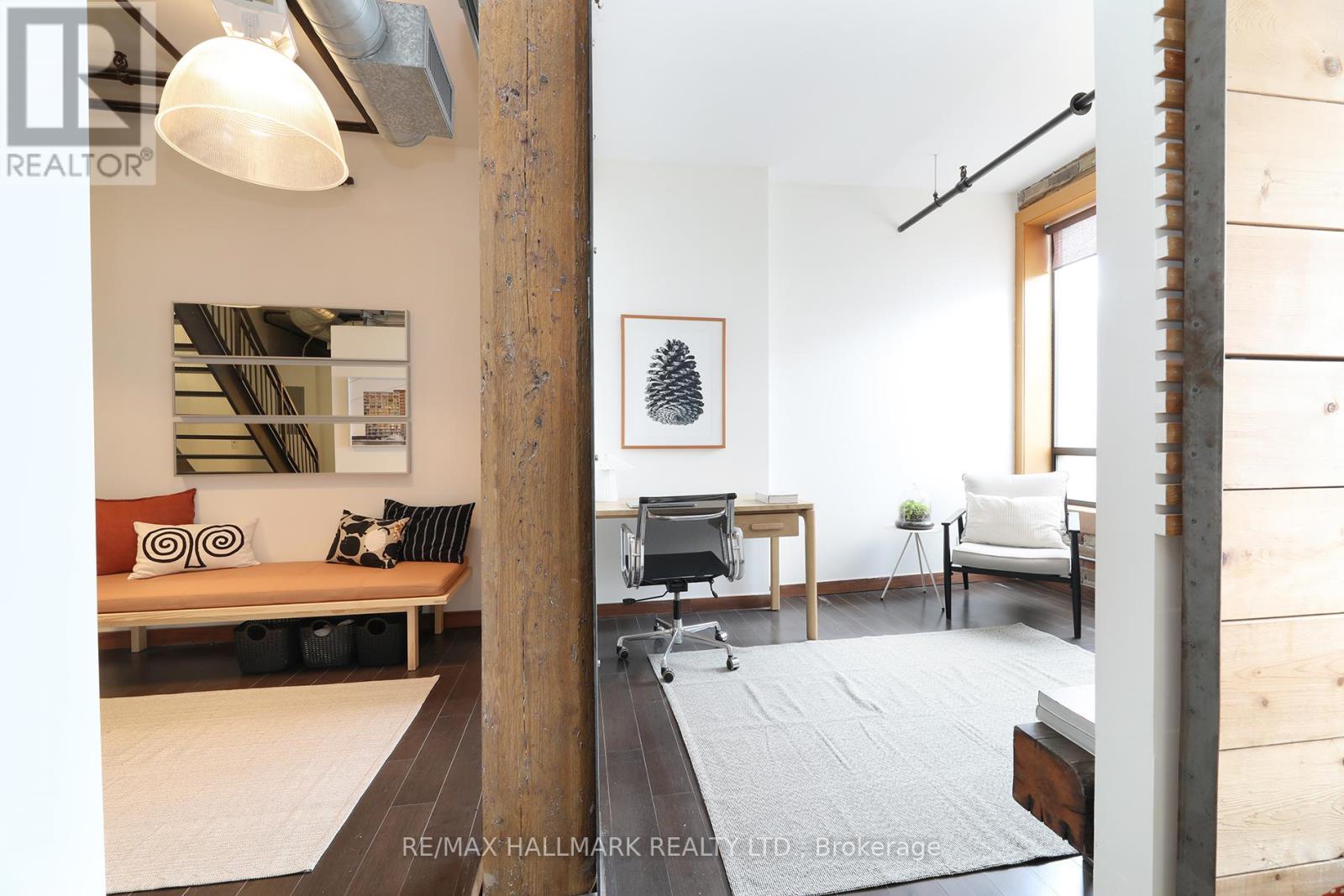 7 - 189 Queen Street E, Toronto, Ontario  M5A 1S2 - Photo 4 - C13039142