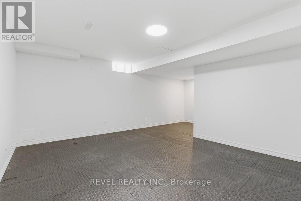 120 Starfire Crescent, Hamilton, Ontario  L8E 5G9 - Photo 46 - X13032054