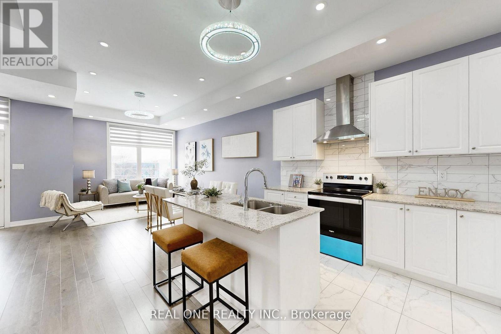 167 Markland Street, Markham, Ontario  L6C 3B5 - Photo 8 - N13039000