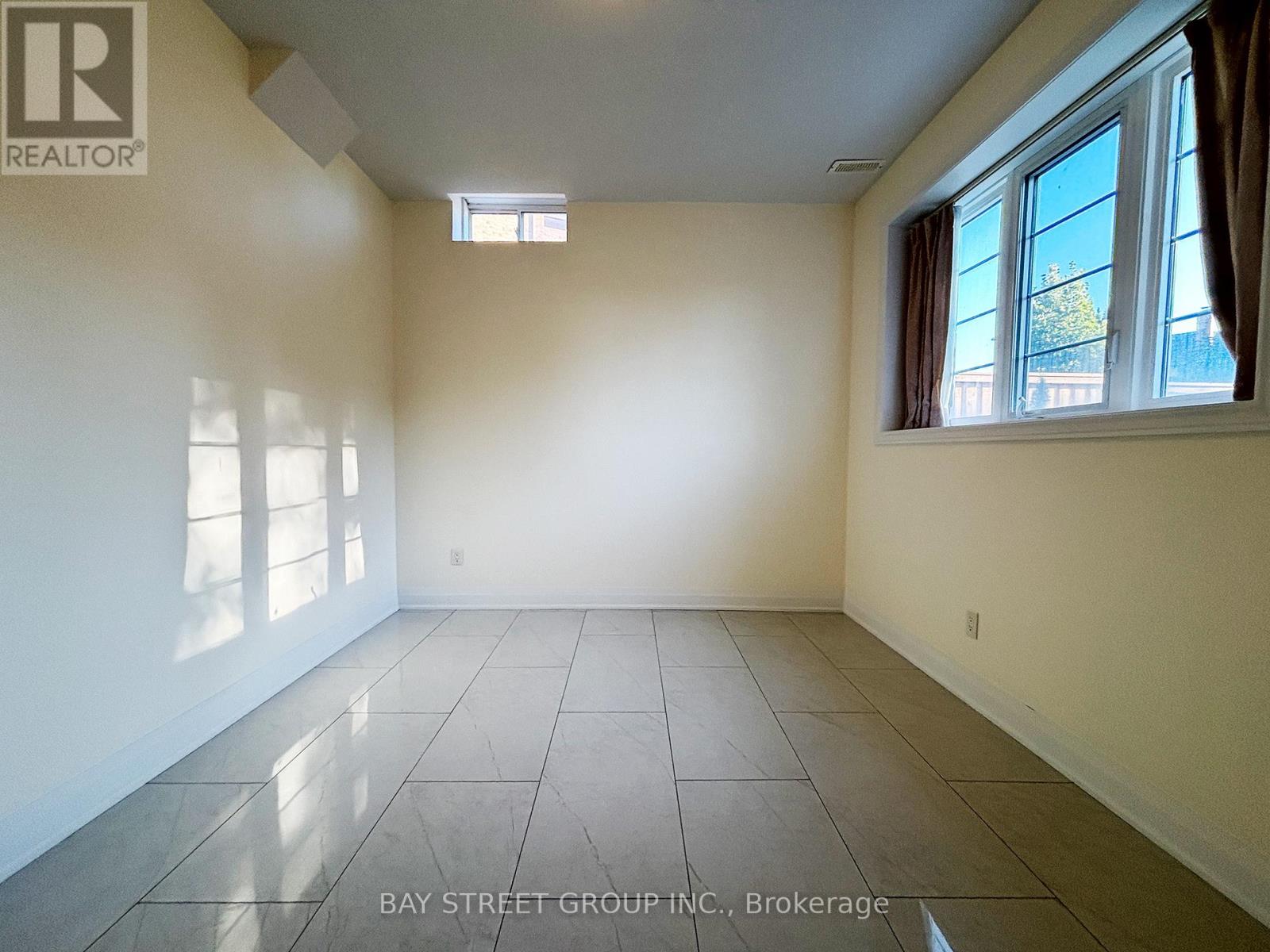 Bsmt 42 Brown Court, Newmarket, Ontario  L3Y 0C7 - Photo 15 - N13039018