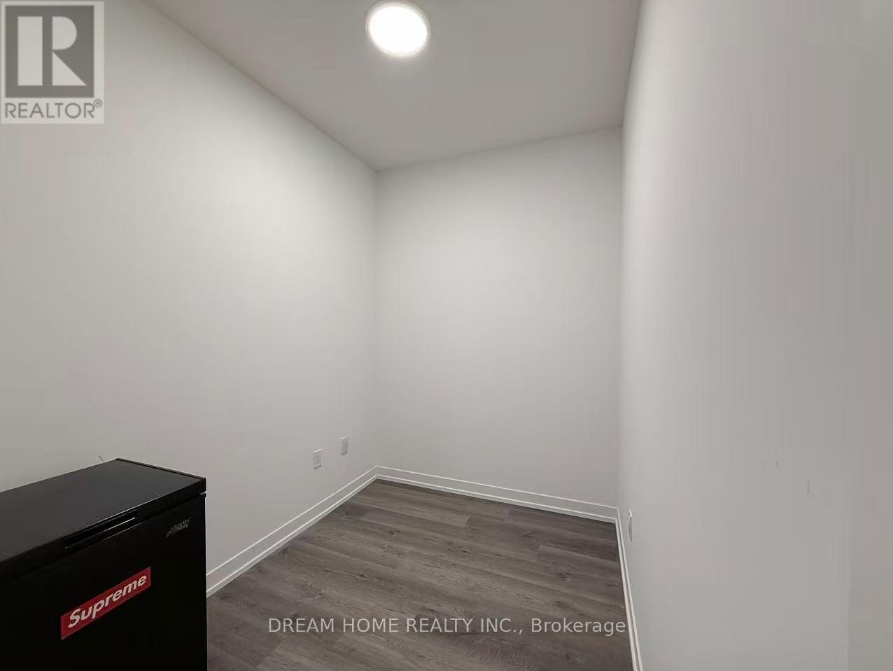 2921 - 8 Interchange Way, Vaughan, Ontario  L4K 5Z7 - Photo 5 - N13039022