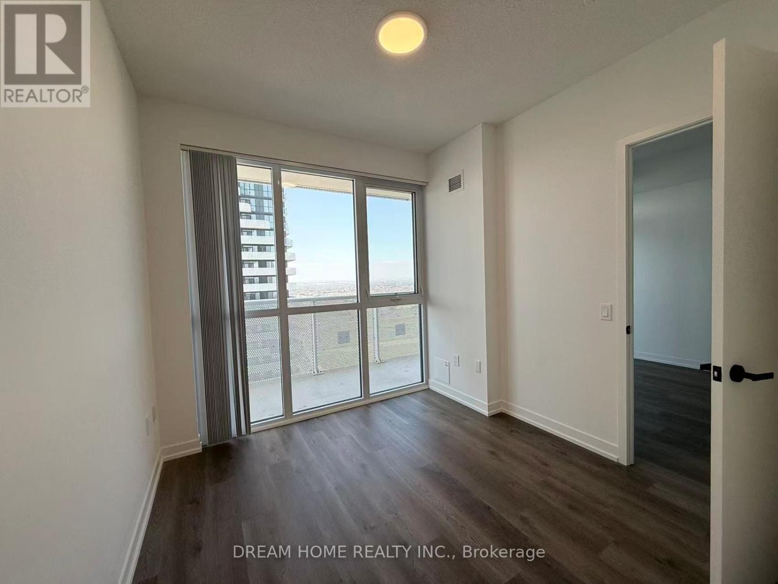 2921 - 8 Interchange Way, Vaughan, Ontario  L4K 5Z7 - Photo 7 - N13039022